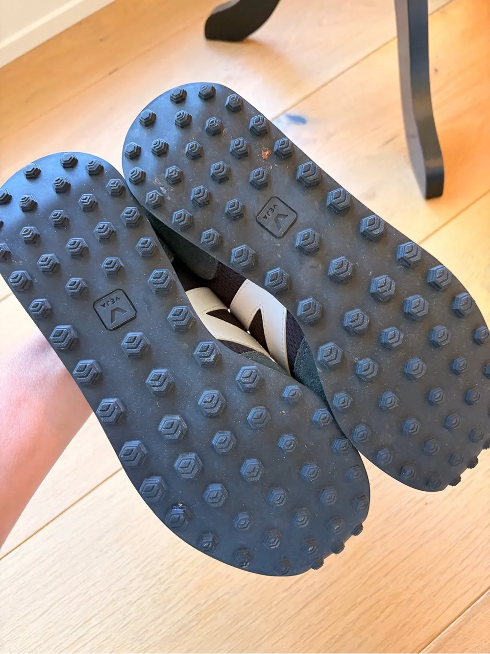 Veja black Sneakers sz 8